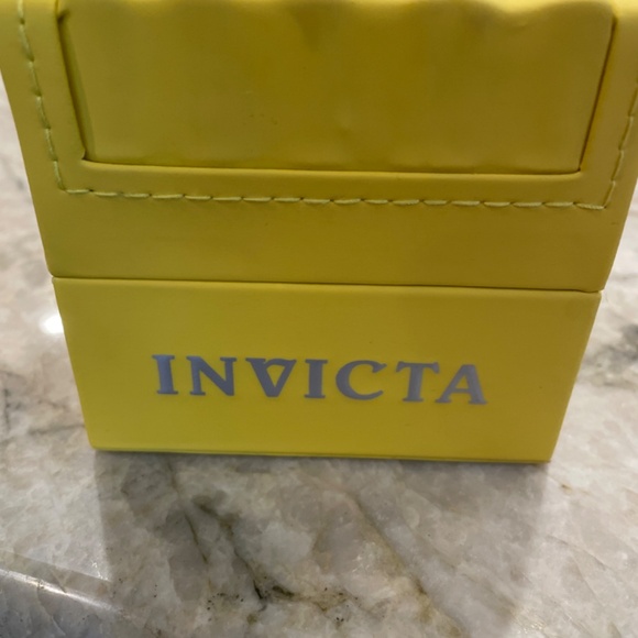 Women's Invicta watch - Picture 2 of 2